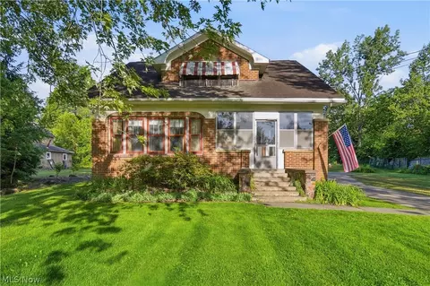 500 31st St SW, Barberton, OH 44203