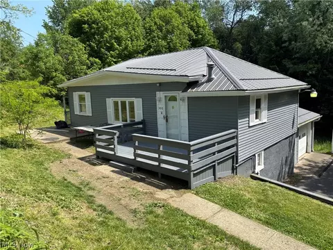 300 Henry, East Liverpool, OH 43920