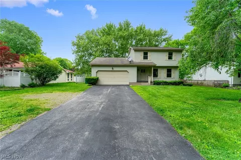 Exterior - 6820 Lockwood Blvd, Boardman, OH 44512 photo 6 of 7