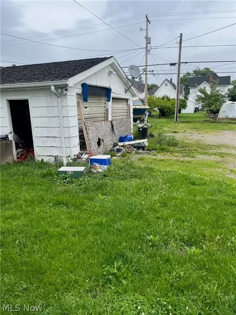 Exterior - 411 S Myrtle Ave, Willard, OH 44890 photo 3 of 3