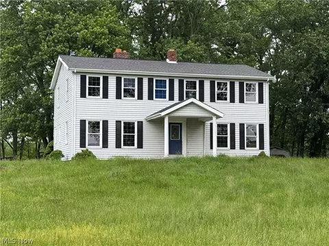 2320 Leetonia Rd, Leetonia, OH 44431