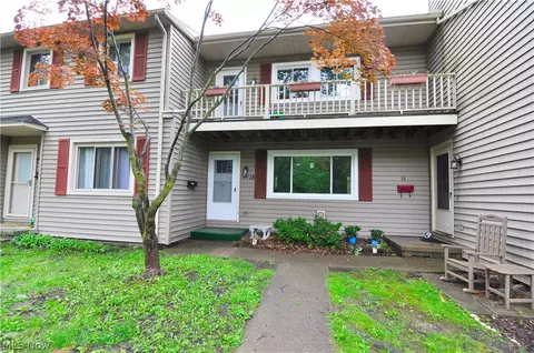 410 Lafayette Rd #18, Medina, OH 44256
