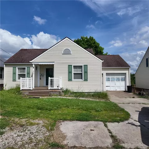 217 S Marietta St, Saint Clairsville, OH 43950