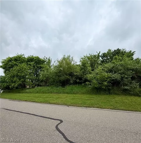 La Font Circle, Bolivar, OH 44612