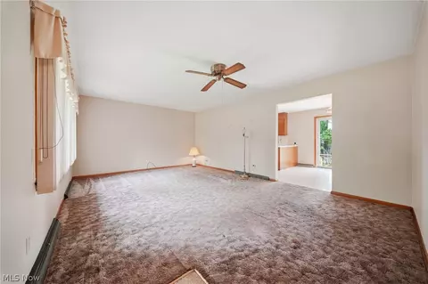 Living - 1471 Debra Dr, Ashtabula, OH 44004 photo 2 of 2