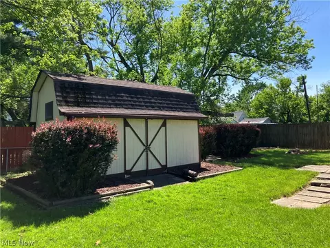 502 Dewey Ave, Elyria, OH 44035 photo 20