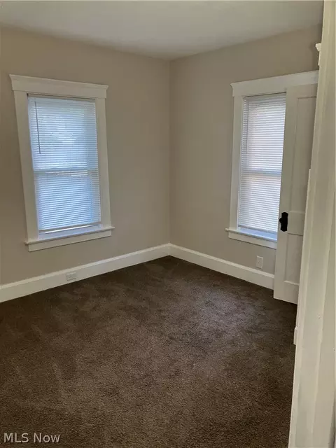 502 Dewey Ave, Elyria, OH 44035 photo 7
