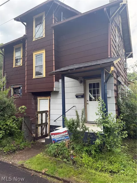 741 1st St SE, Massillon, OH 44646