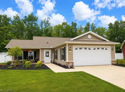1667 Arrow Dr, Ashland, OH 44805