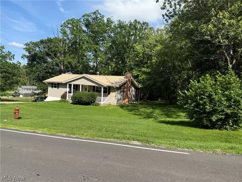 2160 Potts Ln, Zanesville, OH 43701