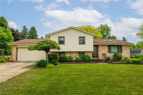 450 Layden Ave, Canal Fulton, OH 44614