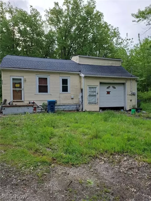 3773 Globe Ave, Lorain, OH 44055