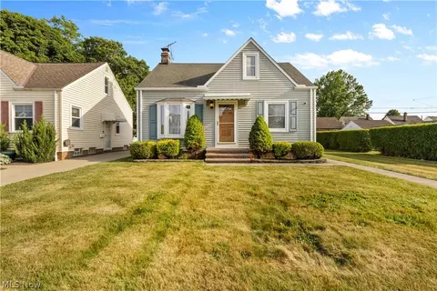 5915 Forest Ave, Parma, OH 44129