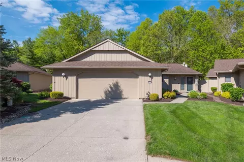 33125 Cedar Branch Cir, North Ridgeville, OH 44039