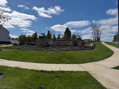 945 Memory Ln # -3, Aurora, OH 44202 photo 4