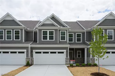 773 Rock Hbr, Avon Lake, OH 44012