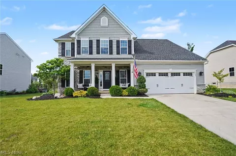 1705 Gate House St NE, Canton, OH 44721