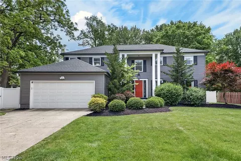 25643 Rustic Ln, Westlake, OH 44145