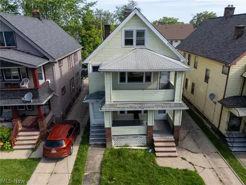 14713 Westropp Ave, Cleveland, OH 44110