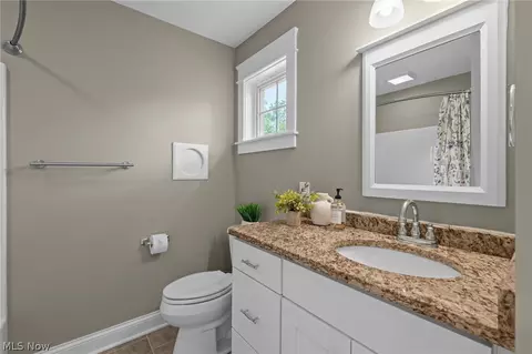 Bath - 2940 Progress Park Dr, Stow, OH 44224 photo 6 of 7