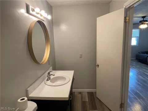 Bath - 611 S Logan St, Elyria, OH 44035 photo 2 of 2