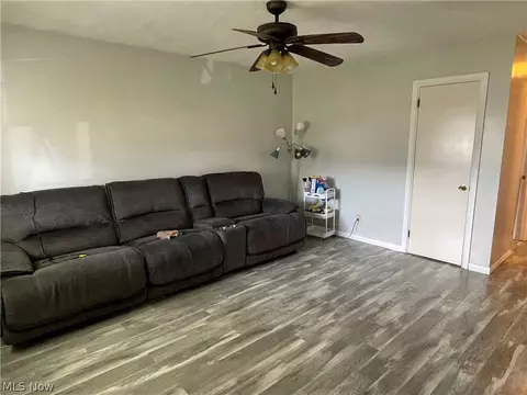Living - 611 S Logan St, Elyria, OH 44035 photo 1 of 2