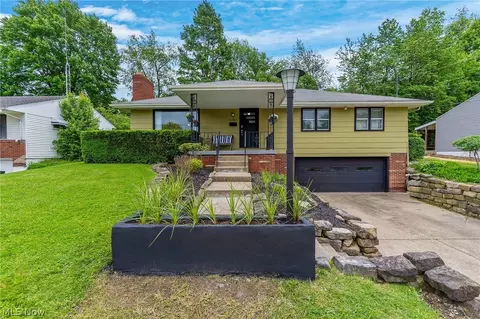 3781 Baymar Dr, Youngstown, OH 44511