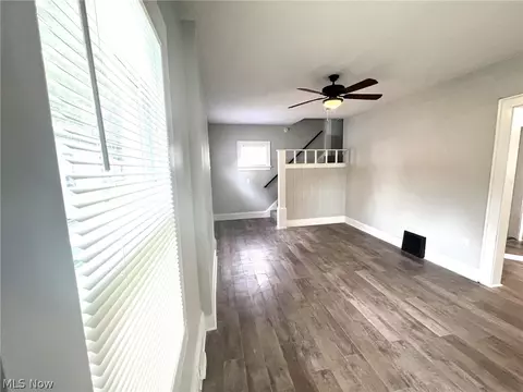 Living - 31 E Brookside Ave, Akron, OH 44301 photo 2 of 4