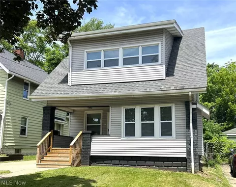 31 E Brookside Ave, Akron, OH 44301