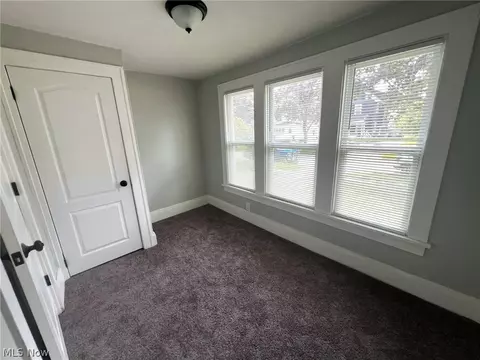 Bedroom - 31 E Brookside Ave, Akron, OH 44301 photo 1 of 10