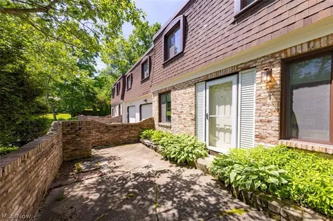 1651 Mentor Ave #2705, Painesville, OH 44077