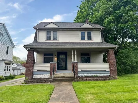 1967 Manhattan Ave, Youngstown, OH 44509