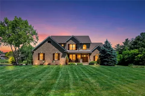 2473 Halle Dr, Medina, OH 44256