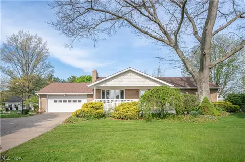 6501 Ravenna Ave, Louisville, OH 44641