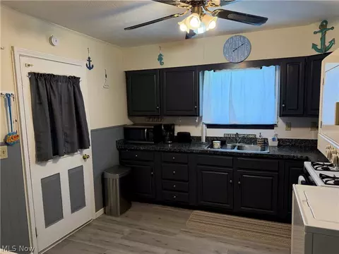 Kitchen - 6056 Ivan Rd, Ashtabula, OH 44004 photo 1 of 2