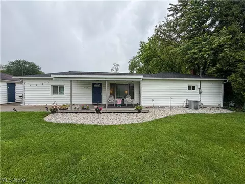 4615 Harrison Ave NW, Canton, OH 44709