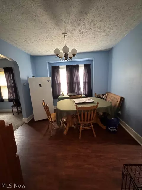Dining - 421 Celtic St, Akron, OH 44314 photo 1 of 2