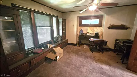 14522 Granger Rd, Maple Heights, OH 44137 photo 9
