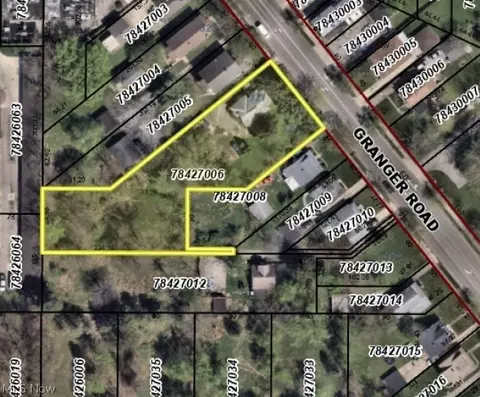 14522 Granger Rd, Maple Heights, OH 44137
