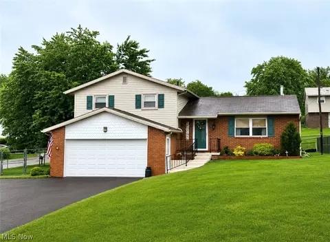 5161 Burlawn St NW, Canton, OH 44708
