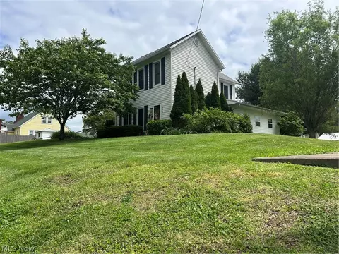 176 Market St, Philo, OH 43771
