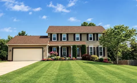 1658 Chestnut Trail Dr, Twinsburg, OH 44087