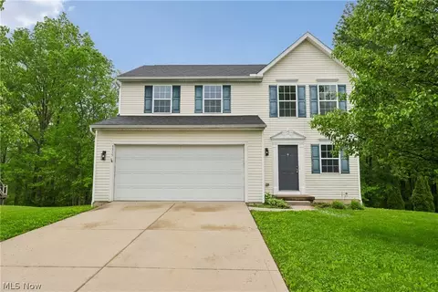 3315 Hidden Brook Dr, Ravenna, OH 44266