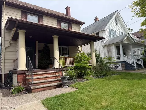 1505 Cordova Ave, Lakewood, OH 44107