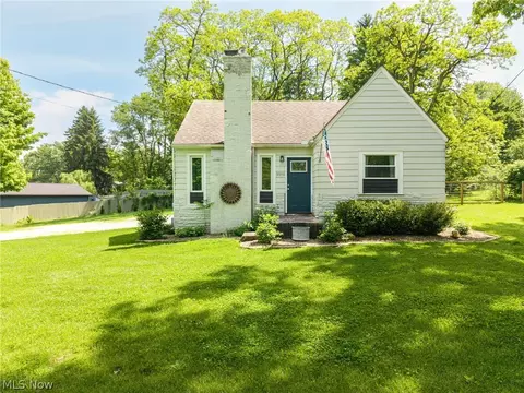 3510 Wadsworth Rd, Norton, OH 44203