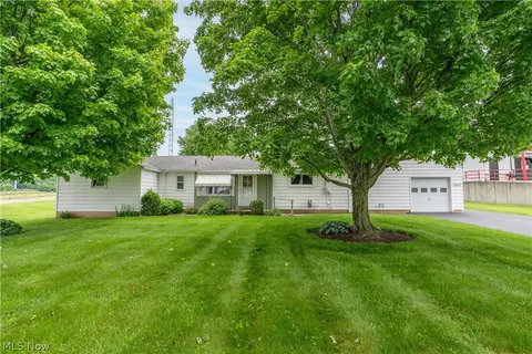 1860 N Freshley Ave, Alliance, OH 44601