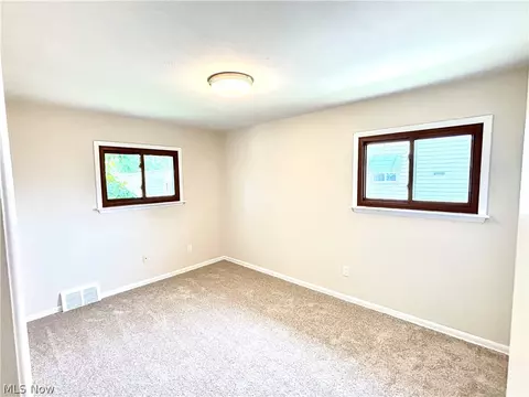 15460 Rademaker Dr, Brook Park, OH 44142 photo 13