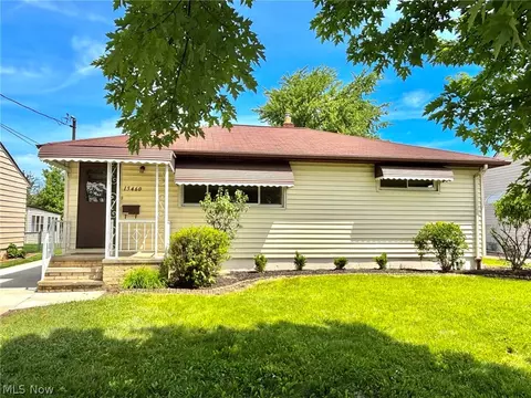 15460 Rademaker Dr, Brook Park, OH 44142 photo 2