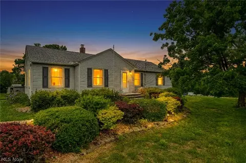 3747 Cook Rd, Rootstown, OH 44272