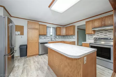 Kitchen - 3747 Cook Rd, Rootstown, OH 44272 photo 3 of 3